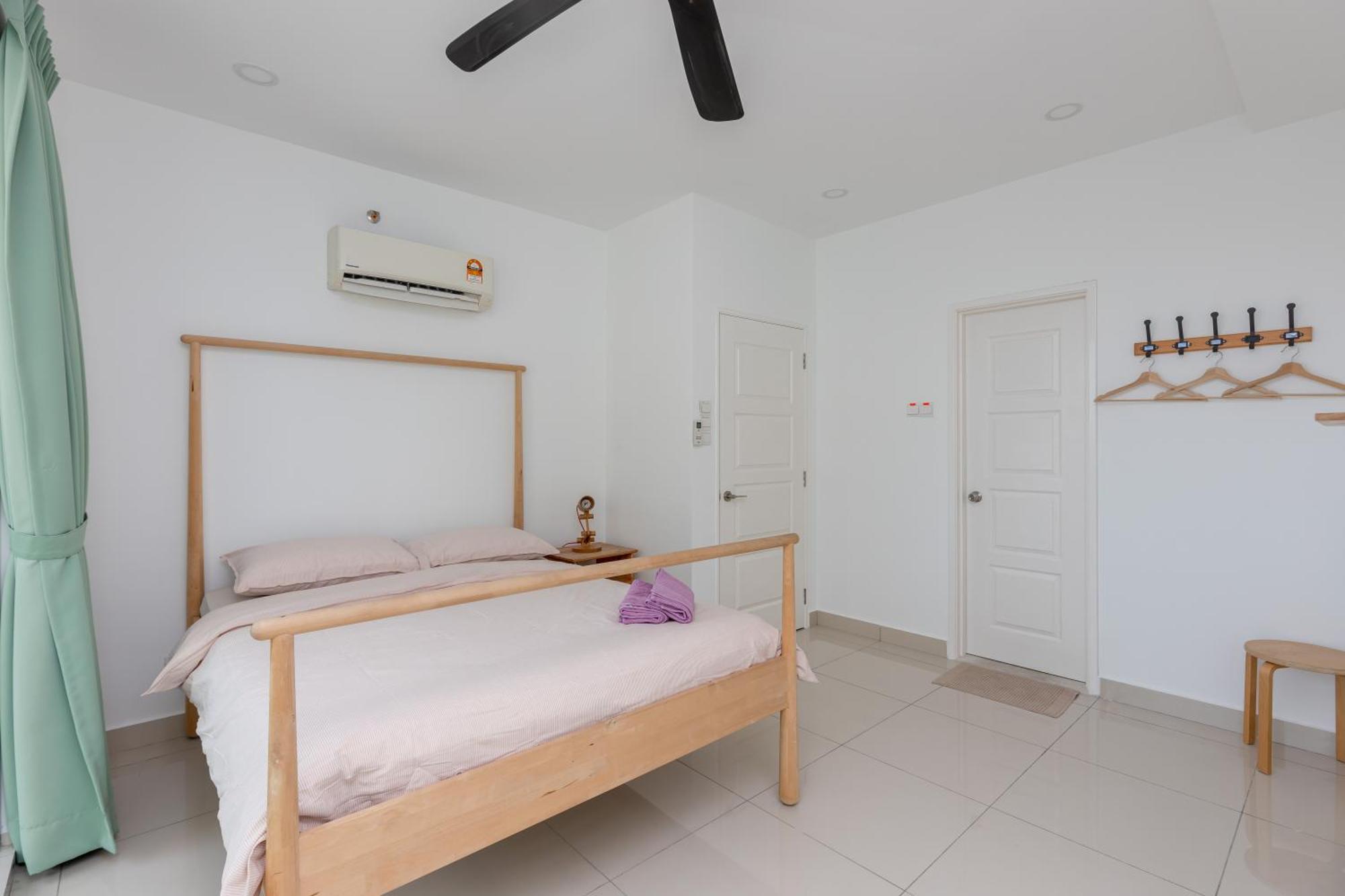 M Hero Apartment