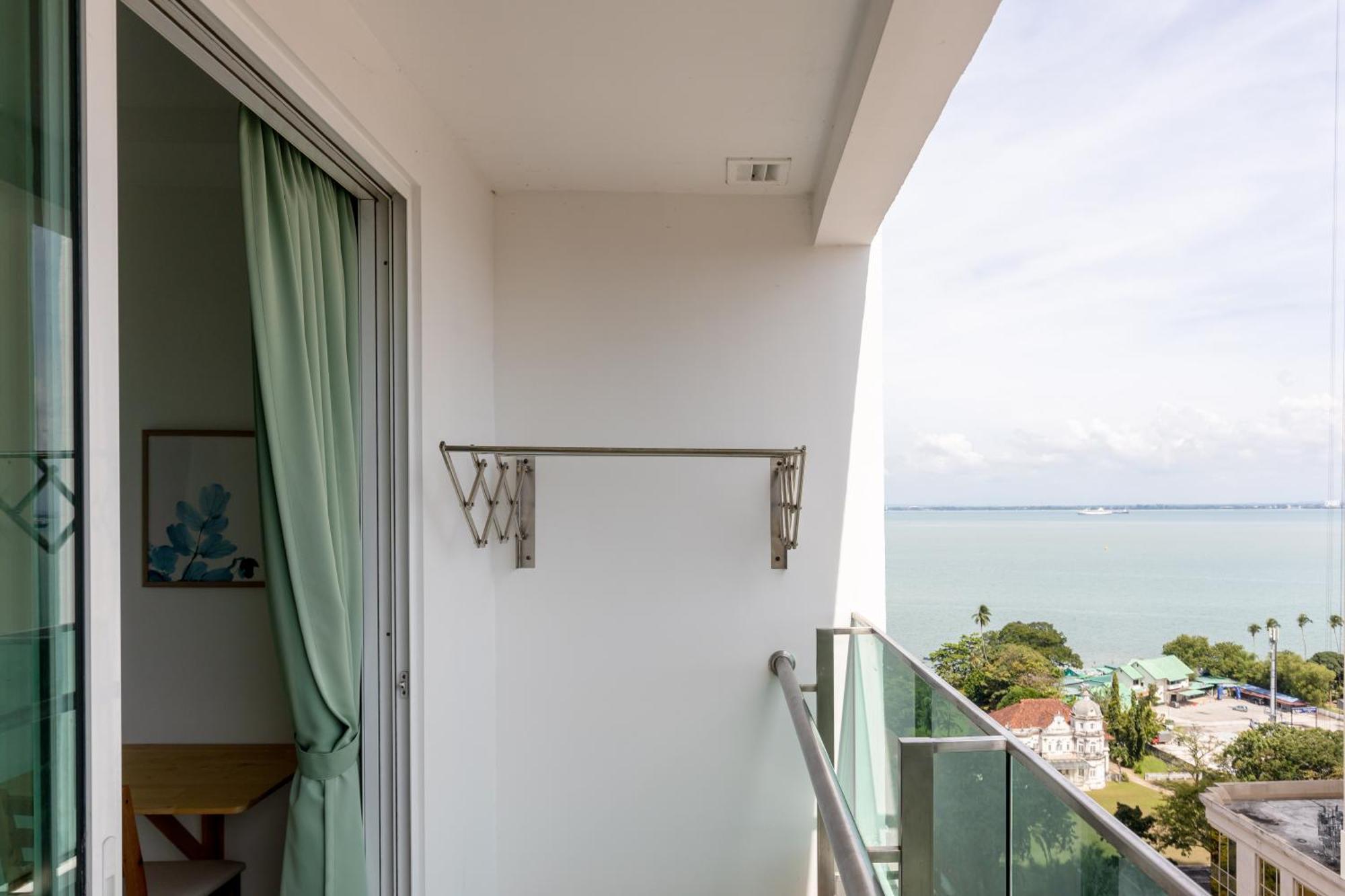 M Hero Apartment *